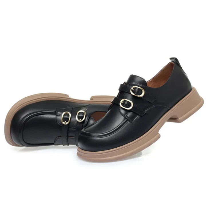 Loafer British style with double buckle and platform